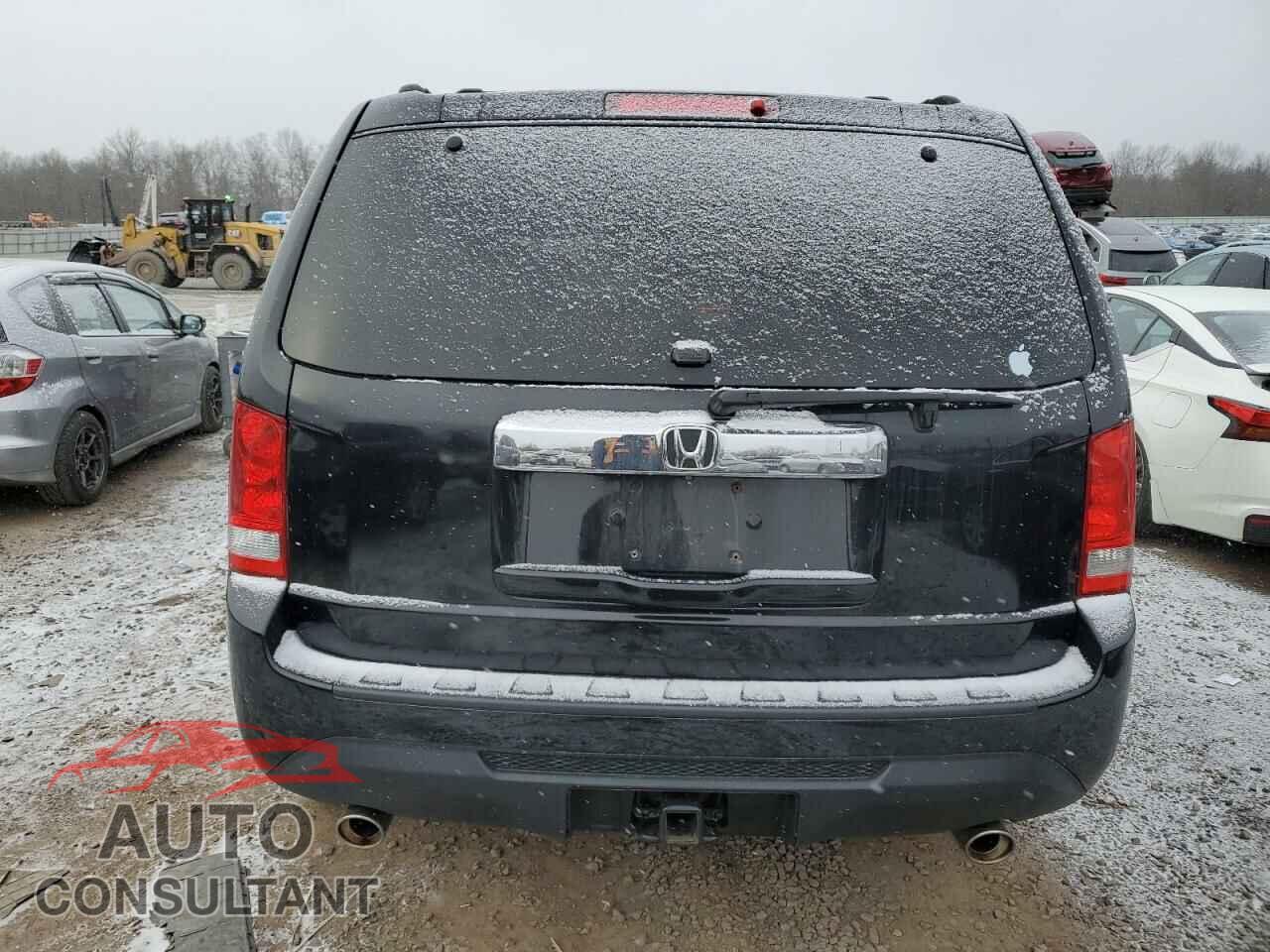 HONDA PILOT 2013 - 5FNYF4H40DB055846