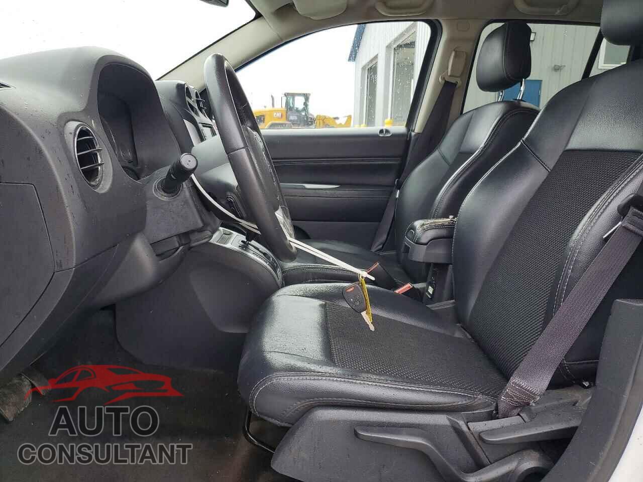 JEEP COMPASS 2017 - 1C4NJCEA9HD118901
