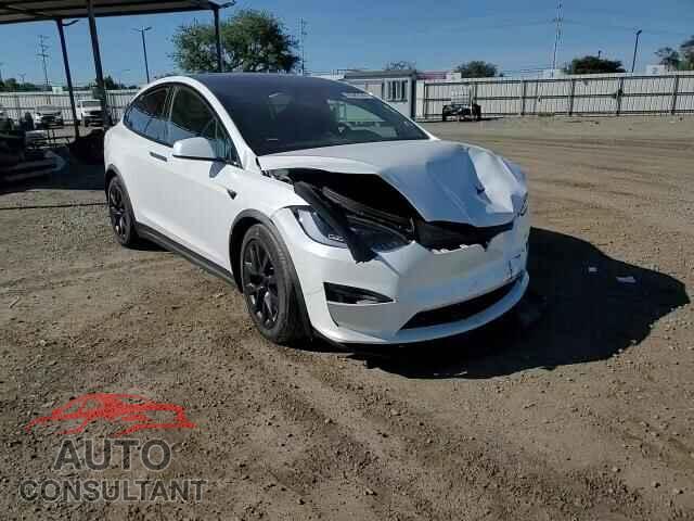 TESLA MODEL X 2024 - 7SAXCDE54RF448065