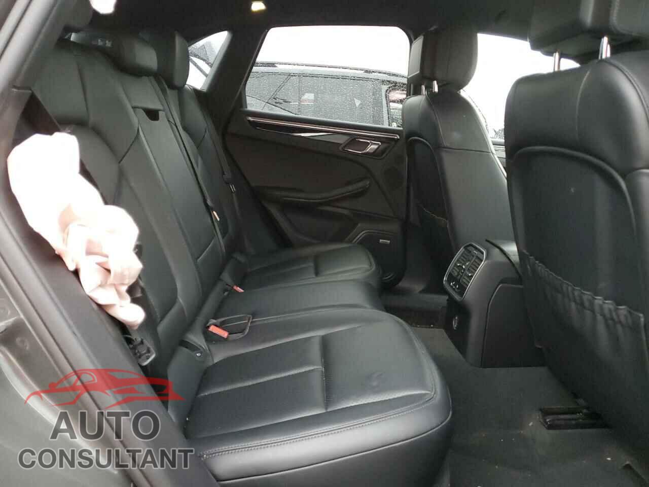 PORSCHE MACAN 2018 - WP1AA2A59JLB07019