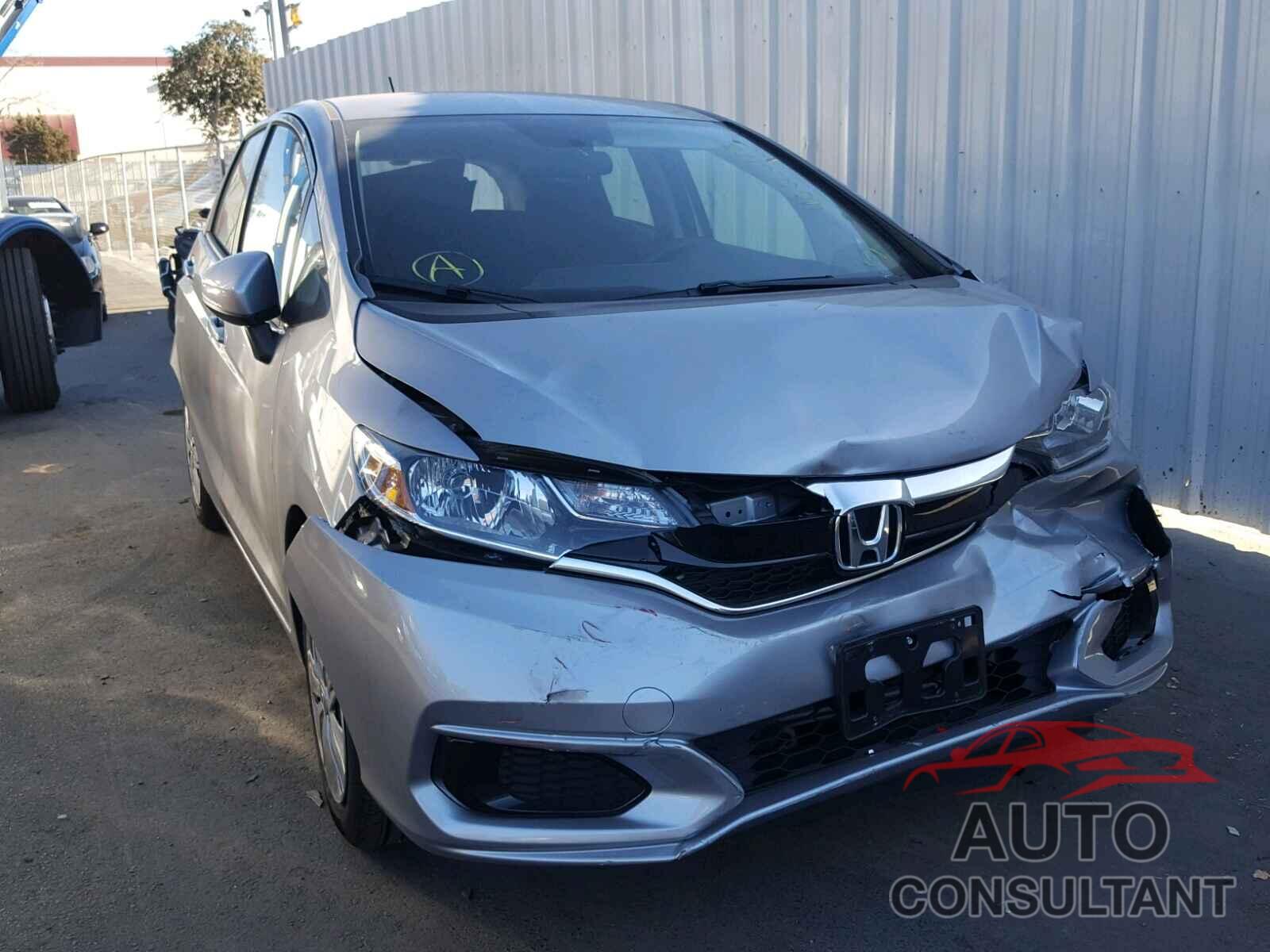 HONDA FIT 2018 - 3HGGK5H49JM735038