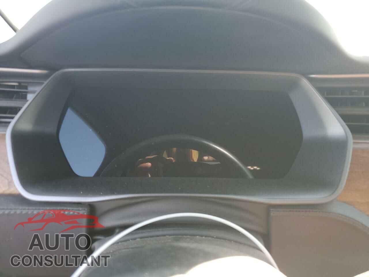 TESLA MODEL X 2020 - 5YJXCDE27LF270159