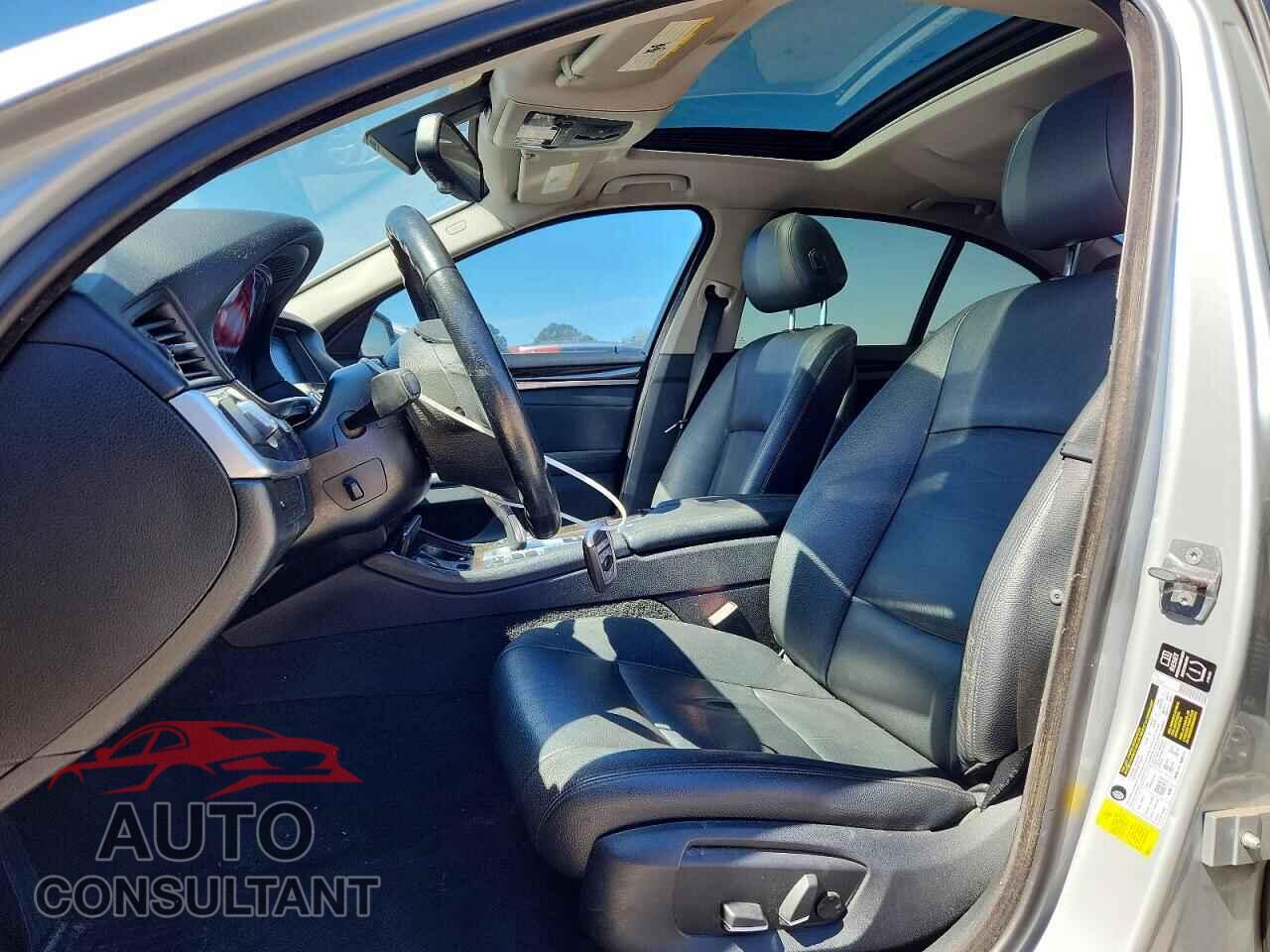 BMW 5 SERIES 2014 - WBA5A5C53ED511609