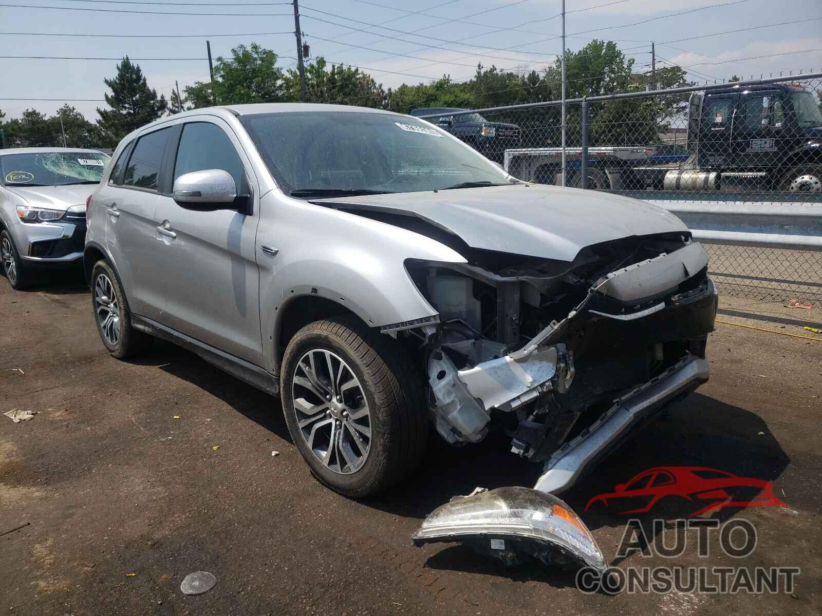 MITSUBISHI OUTLANDER 2019 - JA4AR3AU6KU007229