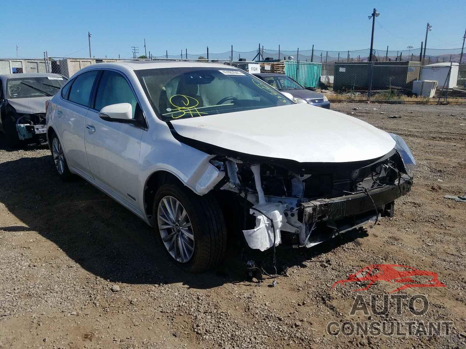 TOYOTA AVALON 2018 - 4T1BD1EB9JU063844