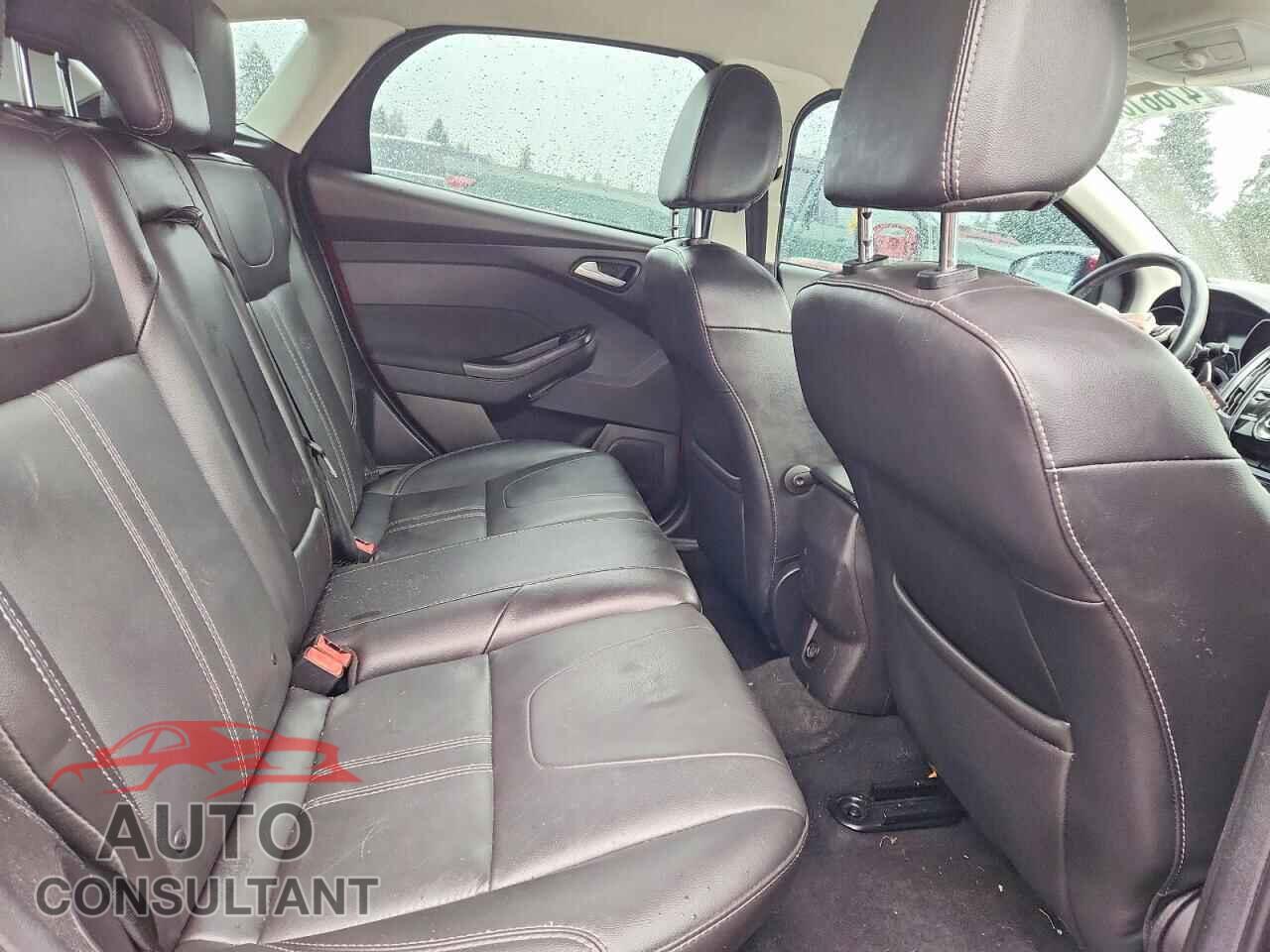 FORD FOCUS 2014 - 1FADP3N22EL248416