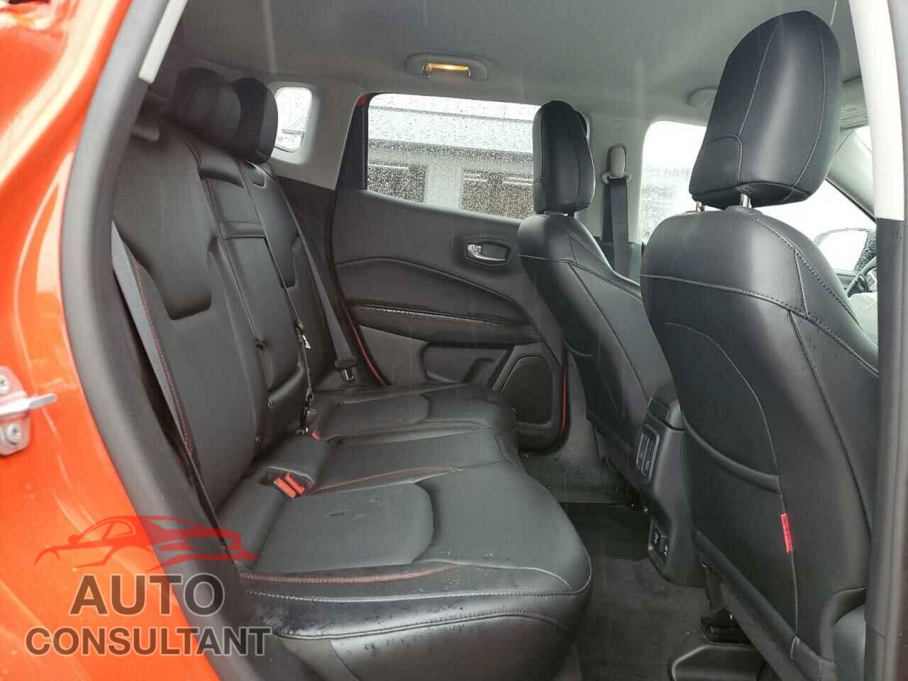 JEEP COMPASS 2017 - 3C4NJDDBXHT641208