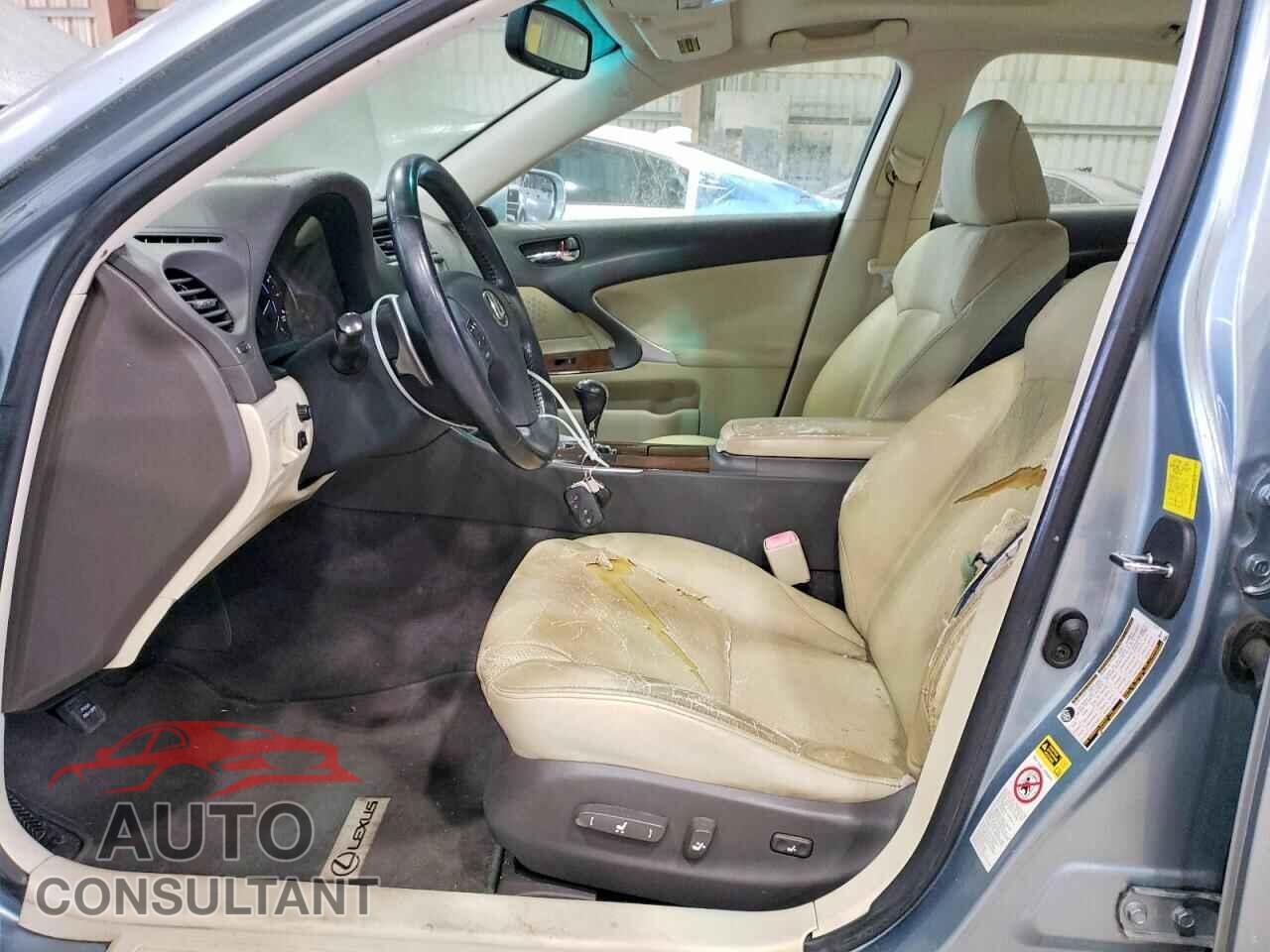 LEXUS IS 2010 - JTHBF5C25A5126715