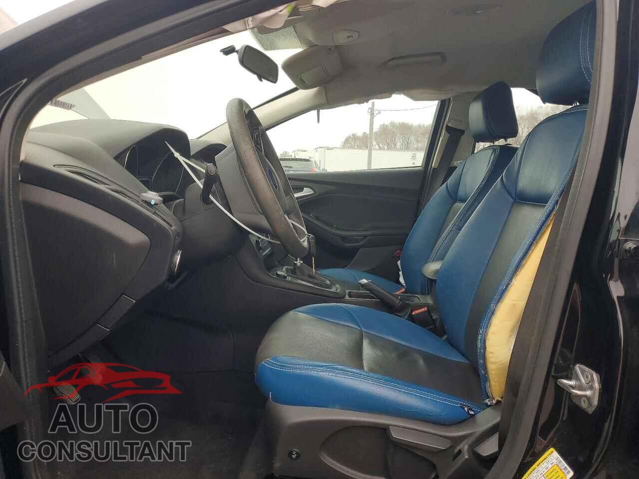 FORD FOCUS 2017 - 1FADP3FE6HL238372