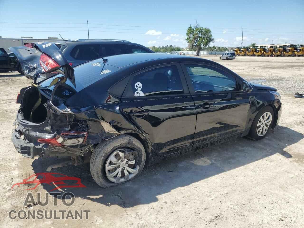 HYUNDAI ACCENT 2019 - 3KPC24A33KE088043