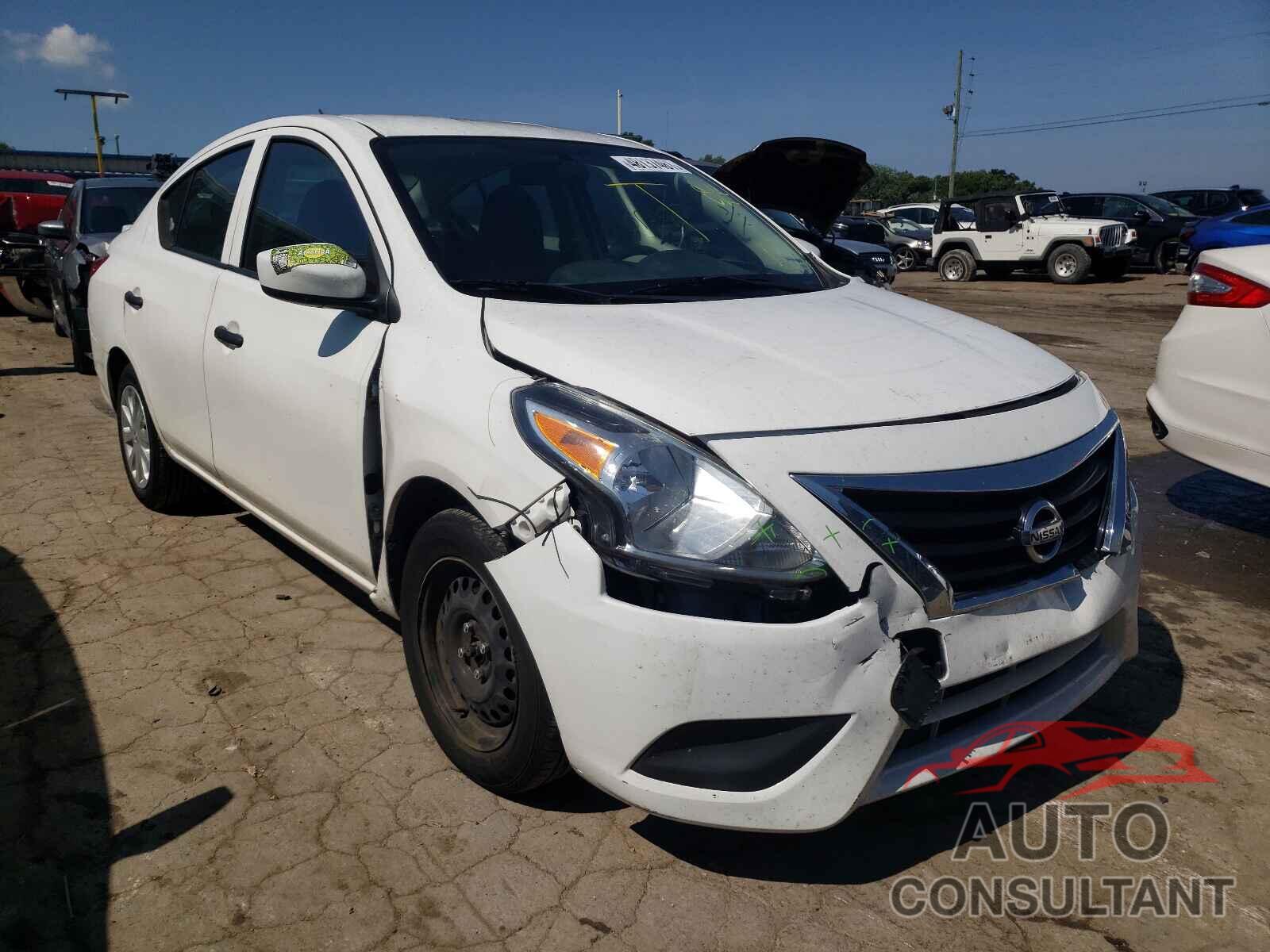 NISSAN VERSA 2017 - 3N1CN7AP8HL826986