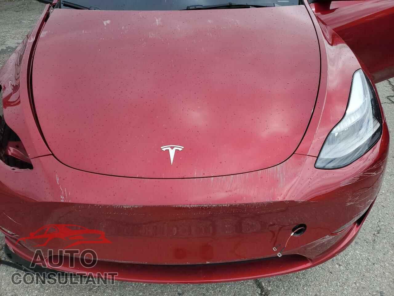 TESLA MODEL Y 2024 - 7SAYGDEE3RF046322