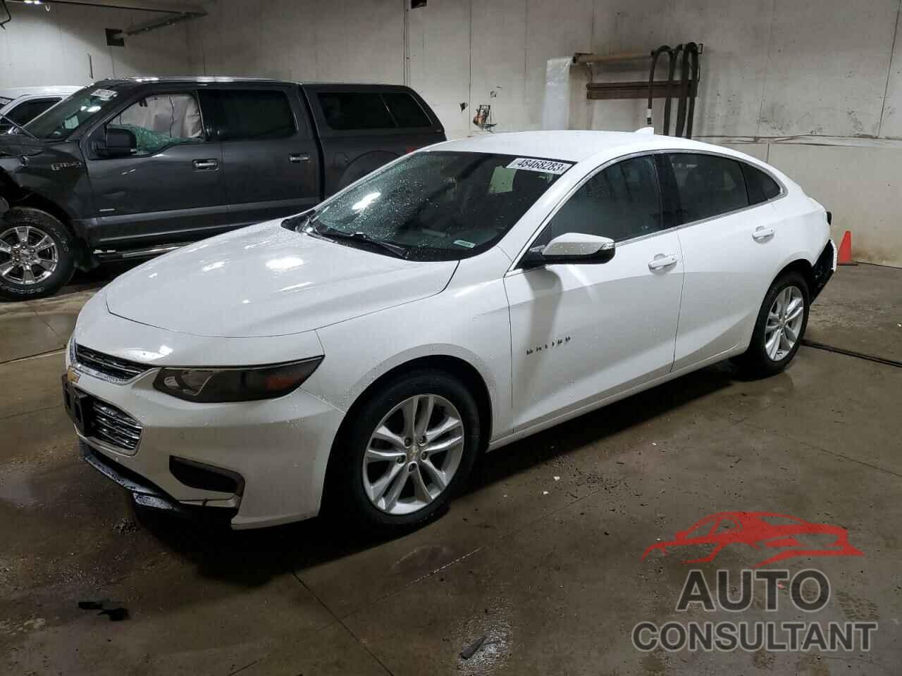 CHEVROLET MALIBU 2018 - 1G1ZD5ST9JF104140