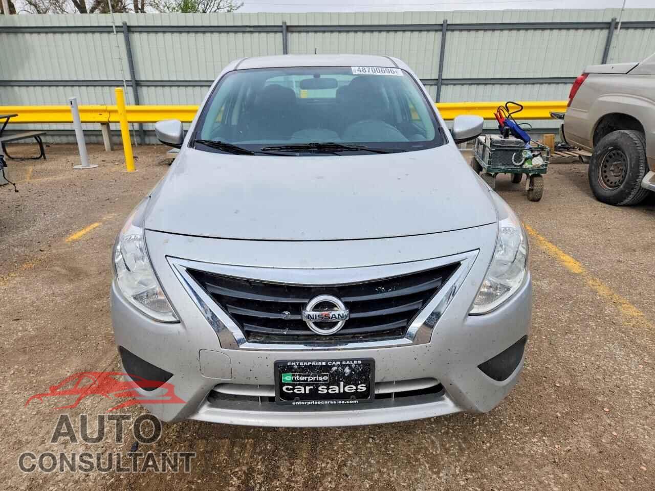 NISSAN VERSA 2019 - 3N1CN7AP3KL863600