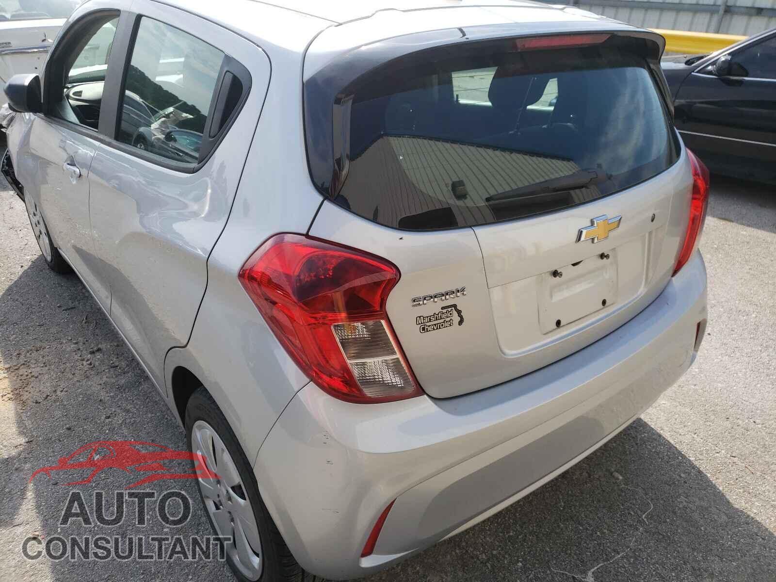 CHEVROLET SPARK 2017 - KL8CB6SA2HC736571