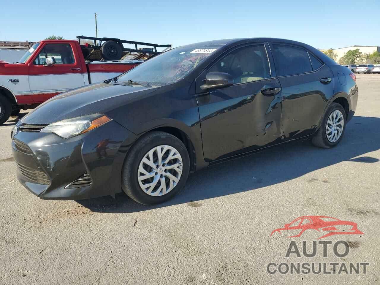 TOYOTA COROLLA 2018 - 5YFBURHE6JP830250