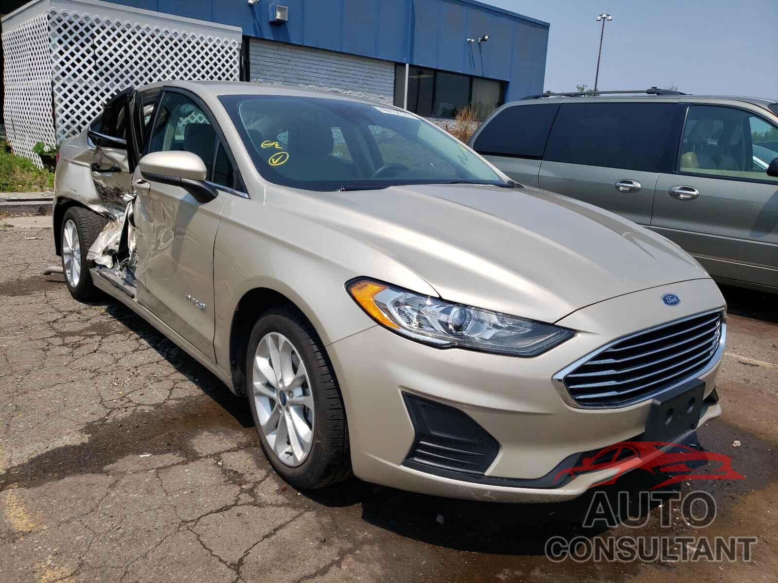 FORD FUSION 2019 - 3FA6P0LU0KR165639