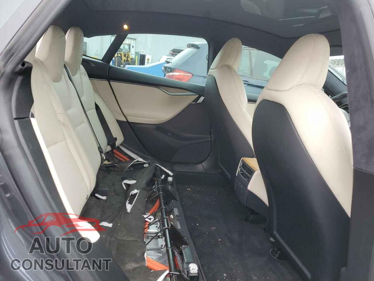 TESLA MODEL S 2020 - 5YJSA1E24LF379032