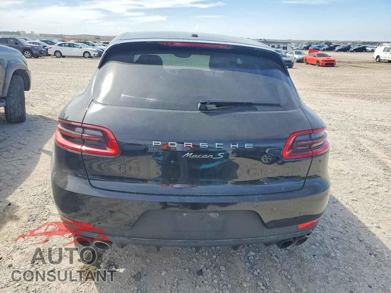 PORSCHE MACAN 2015 - WP1AB2A57FLB67840