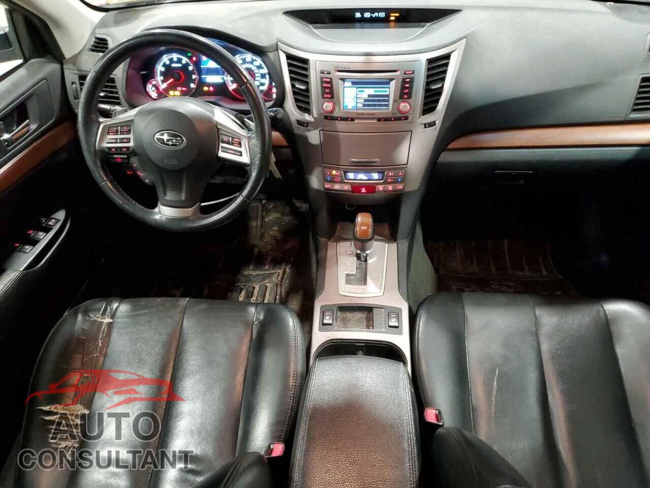 SUBARU OUTBACK 2014 - 4S4BRBLC5E3323719