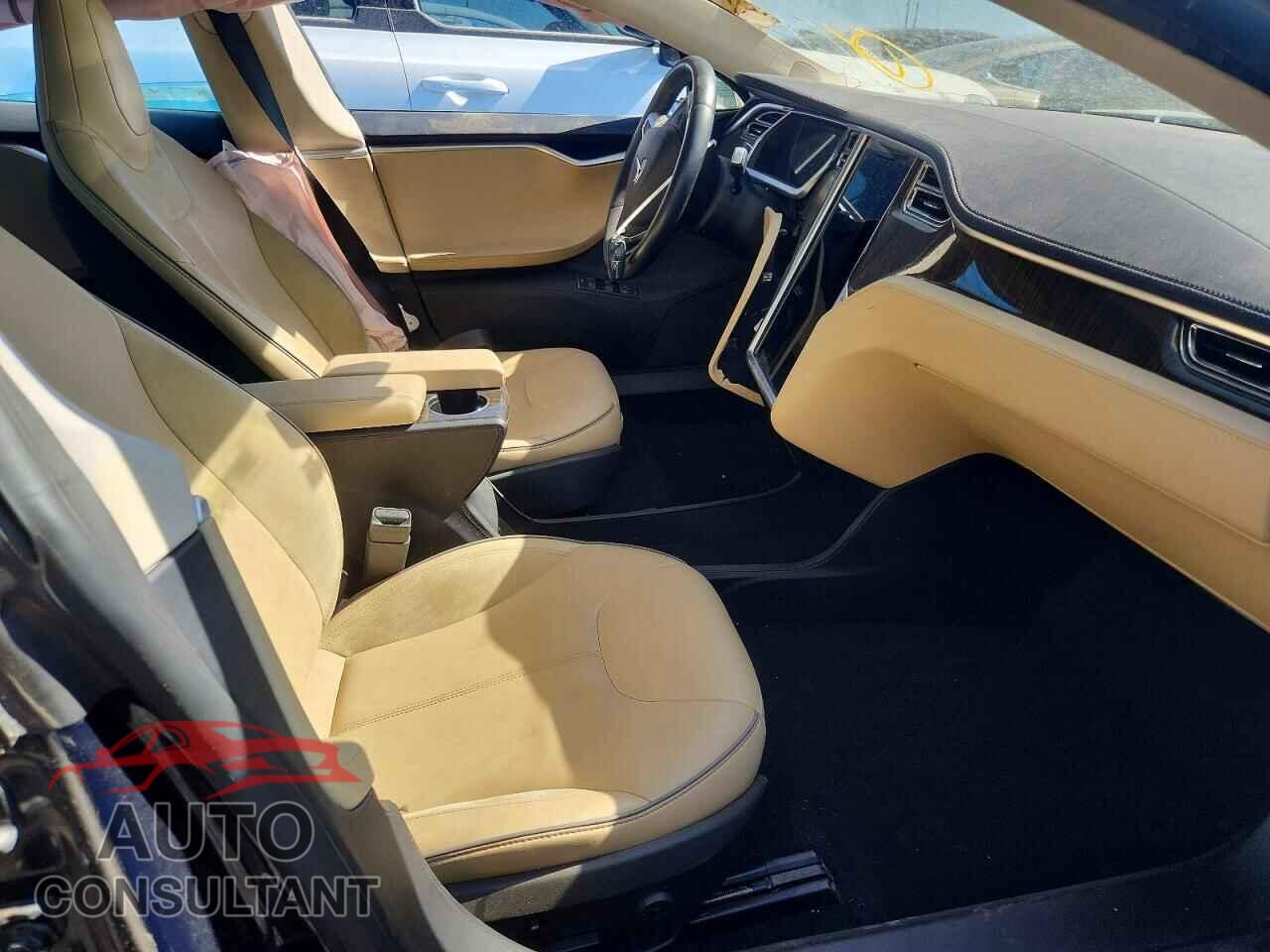 TESLA MODEL S 2013 - 5YJSA1DP0DFP06878