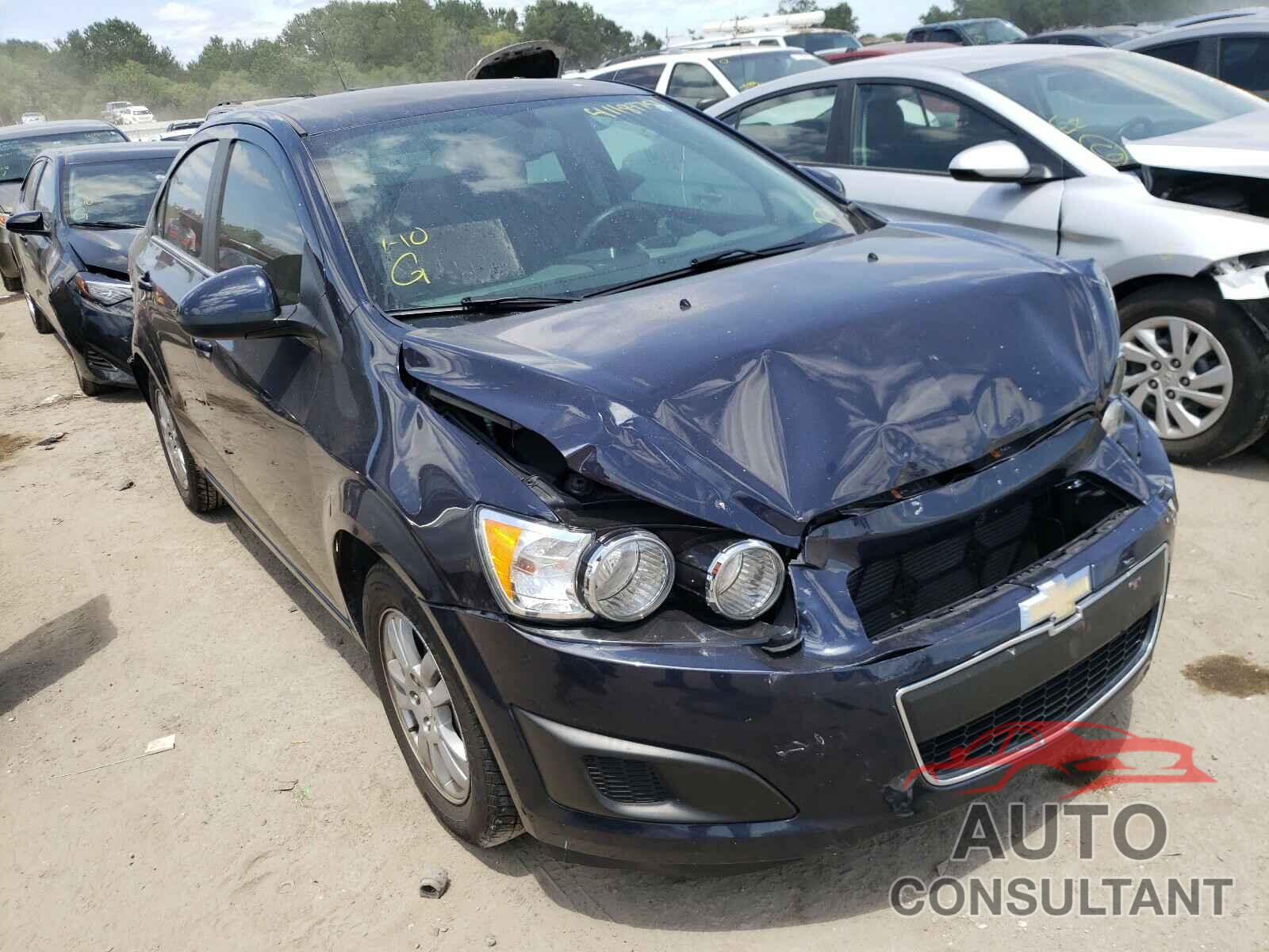 CHEVROLET SONIC 2016 - 1G1JC5SH0G4151721
