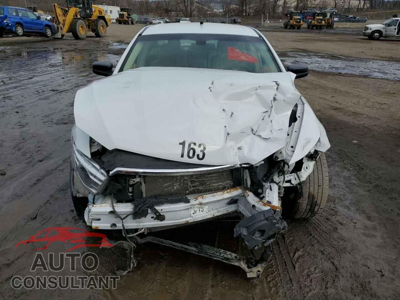FORD TAURUS 2018 - 1FAHP2D85JG140960
