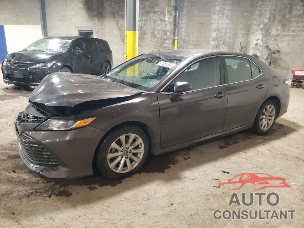 TOYOTA CAMRY 2018 - 4T1B11HKXJU645293