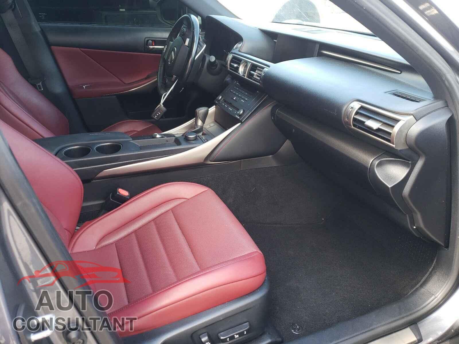 LEXUS IS 2016 - JTHBA1D20G5021501