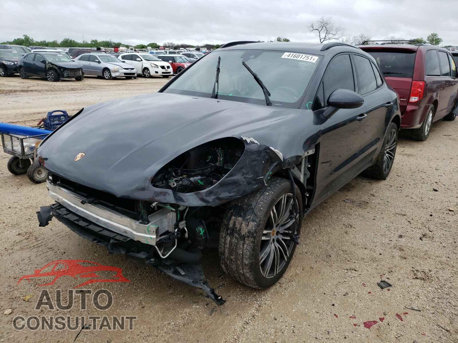 PORSCHE MACAN 2017 - WP1AA2A54HLB02093