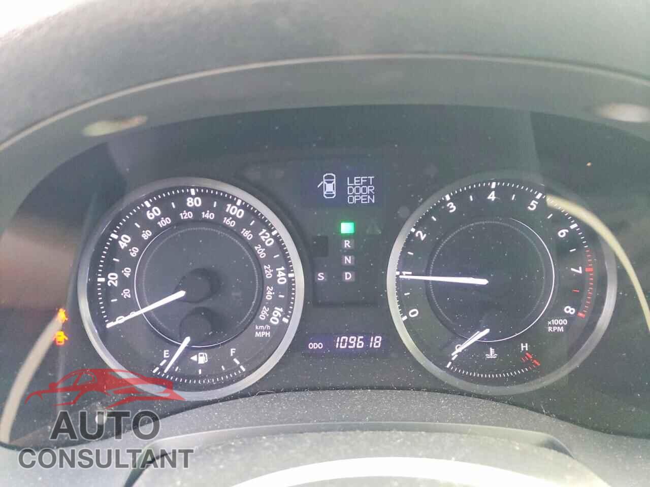 LEXUS IS 2011 - JTHFF2C2XB2521184