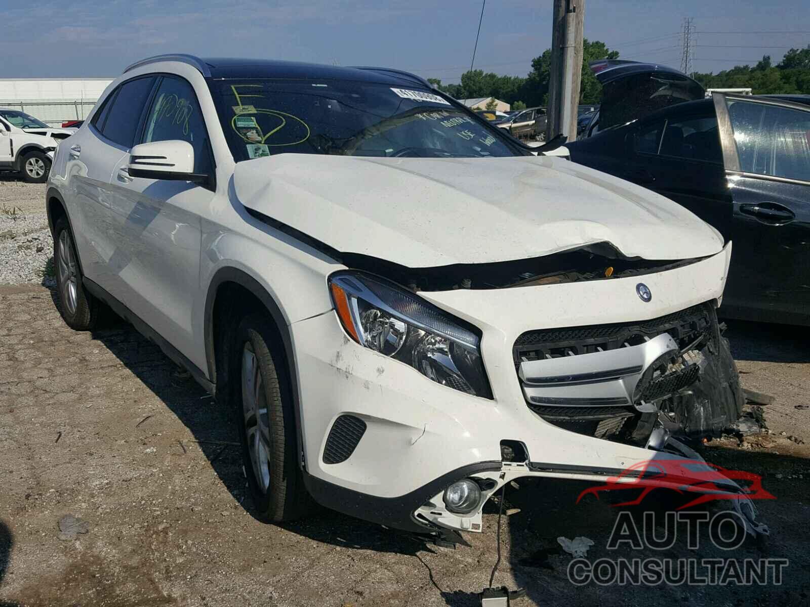 MERCEDES-BENZ GLA 250 4MATIC 2016 - WDCTG4GBXGJ200728