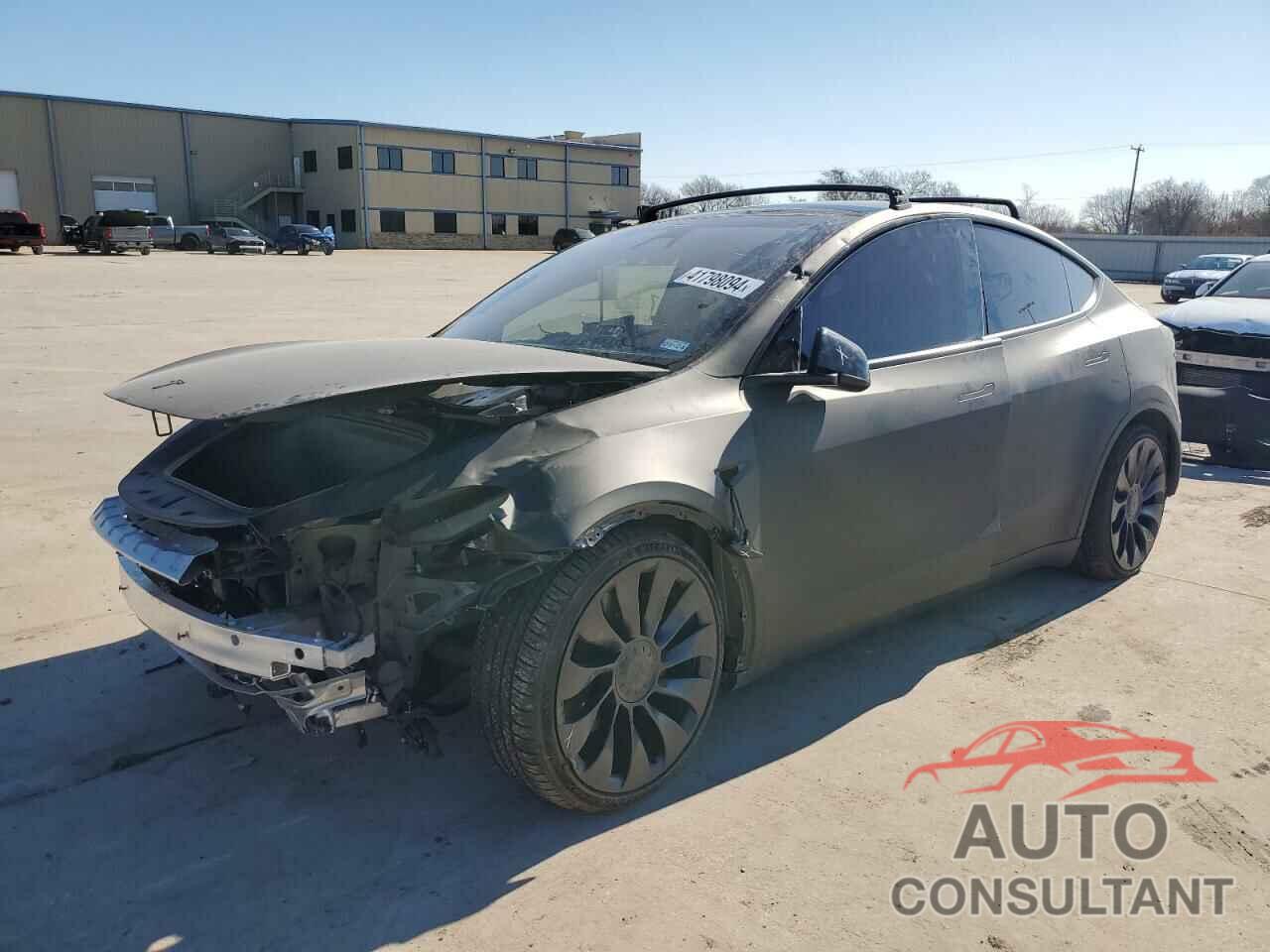 TESLA MODEL Y 2023 - 7SAYGDEFXPF864779