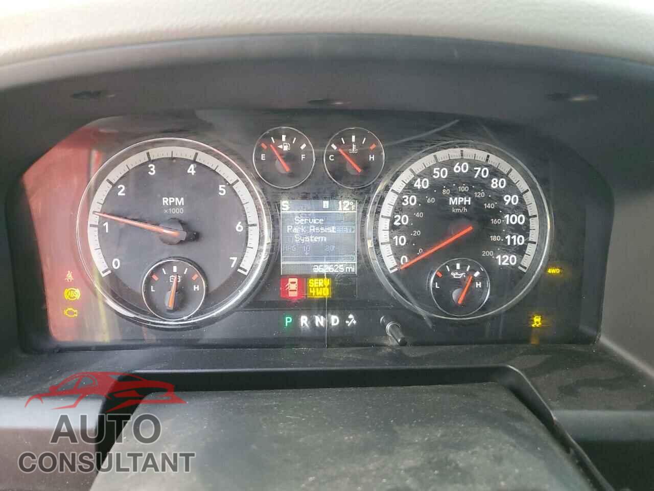 DODGE RAM 1500 2012 - 1C6RD7LT4CS119941