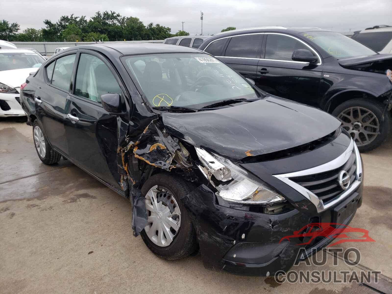 NISSAN VERSA 2018 - 3N1CN7APXJL868694