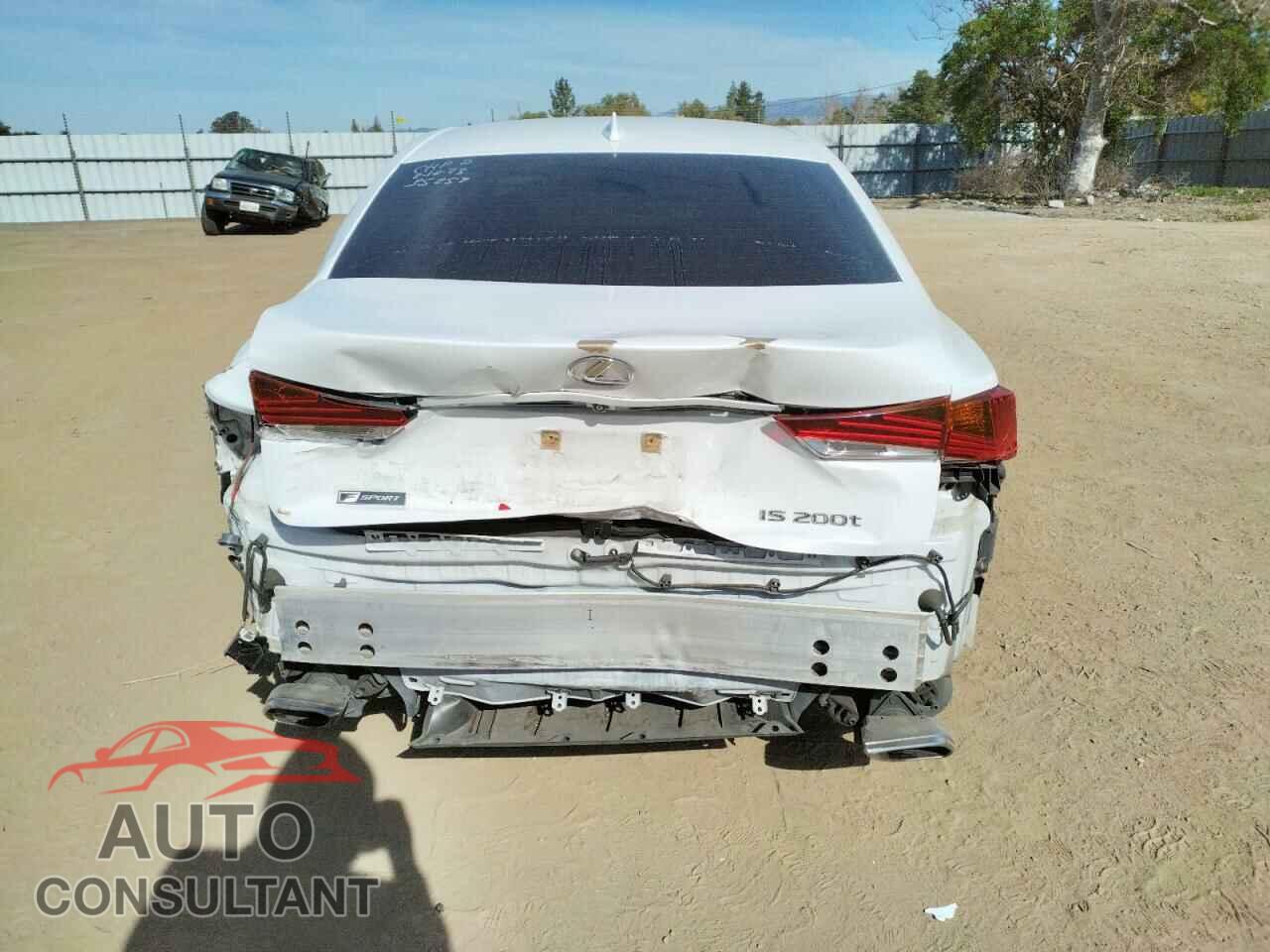 LEXUS IS 2017 - JTHBA1D23H5040612