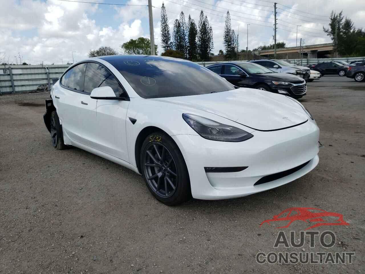TESLA MODEL 3 2021 - 5YJ3E1EB8MF975805