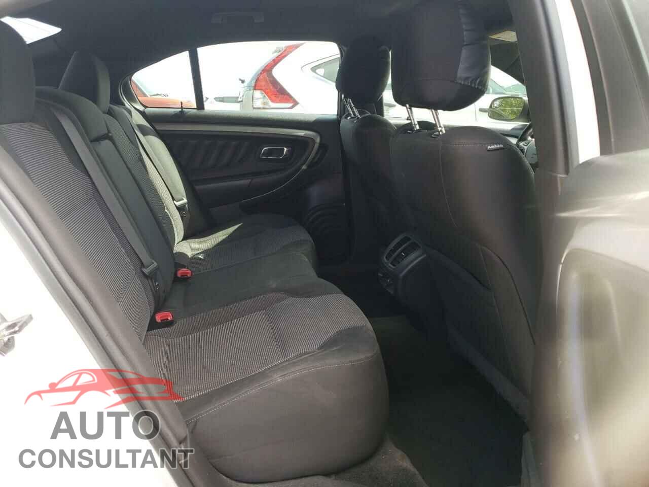 FORD TAURUS 2016 - 1FAHP2E82GG112959