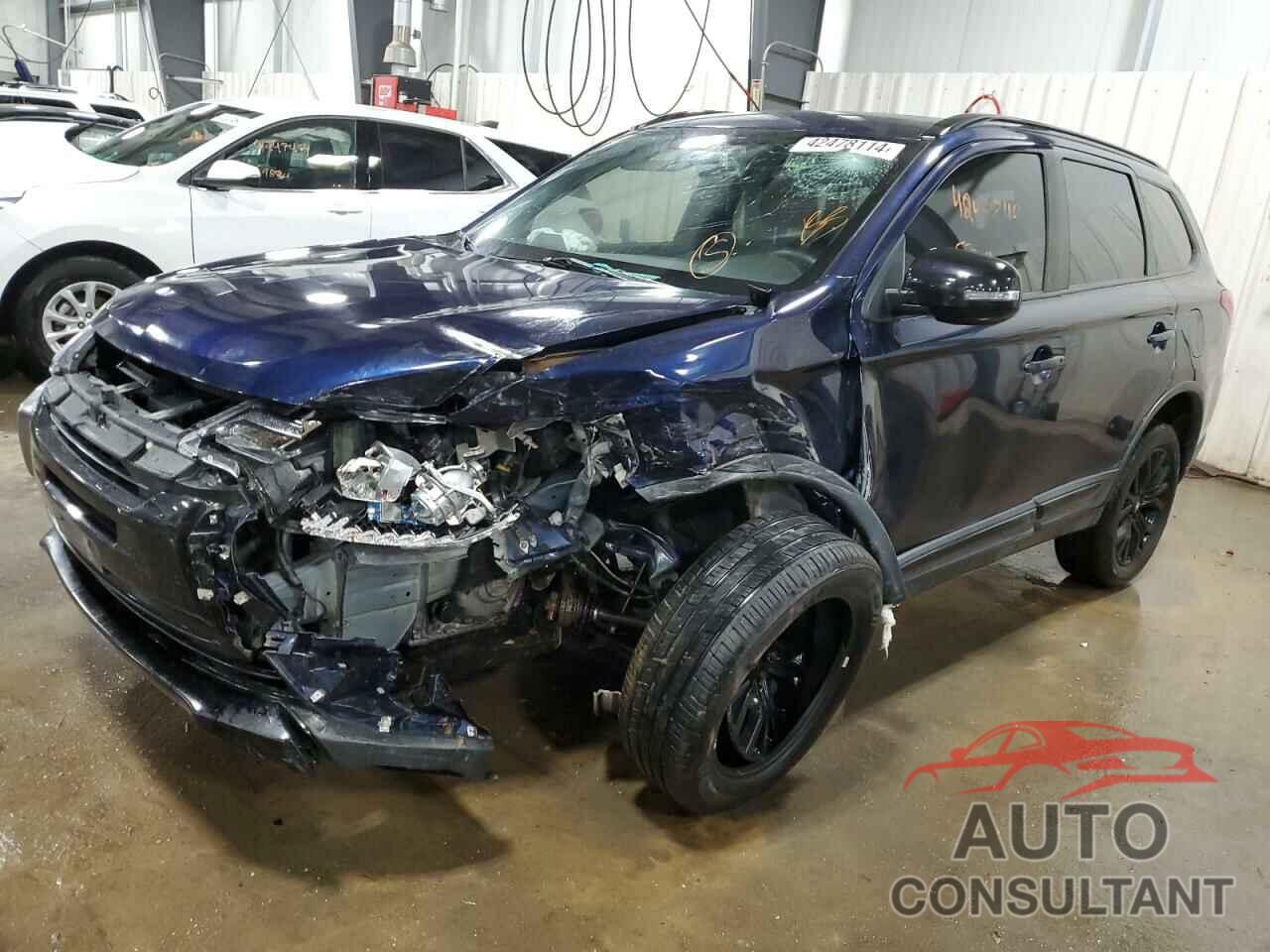 MITSUBISHI OUTLANDER 2018 - JA4AZ3A39JZ063383