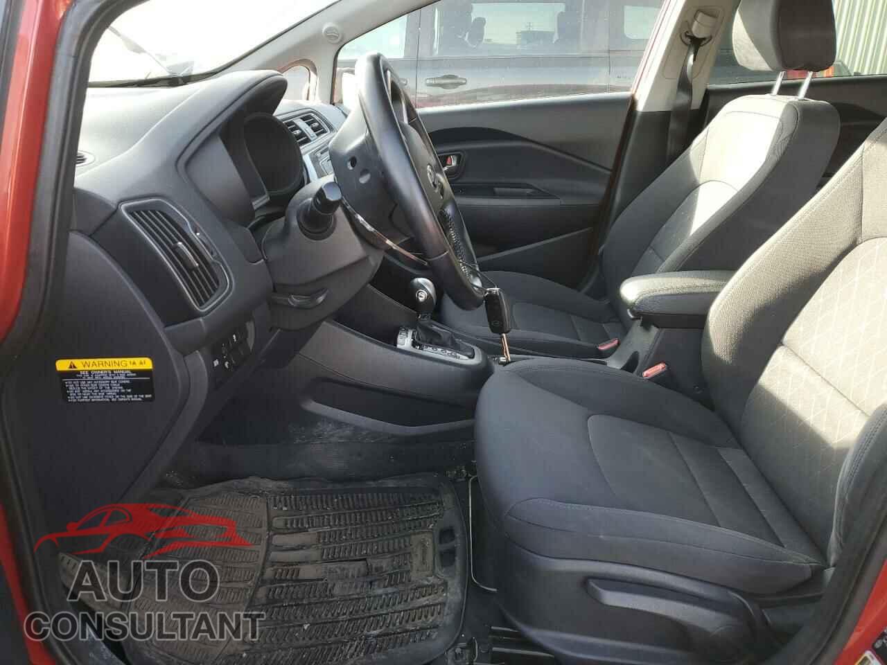 KIA RIO 2017 - KNADN5A31H6023012