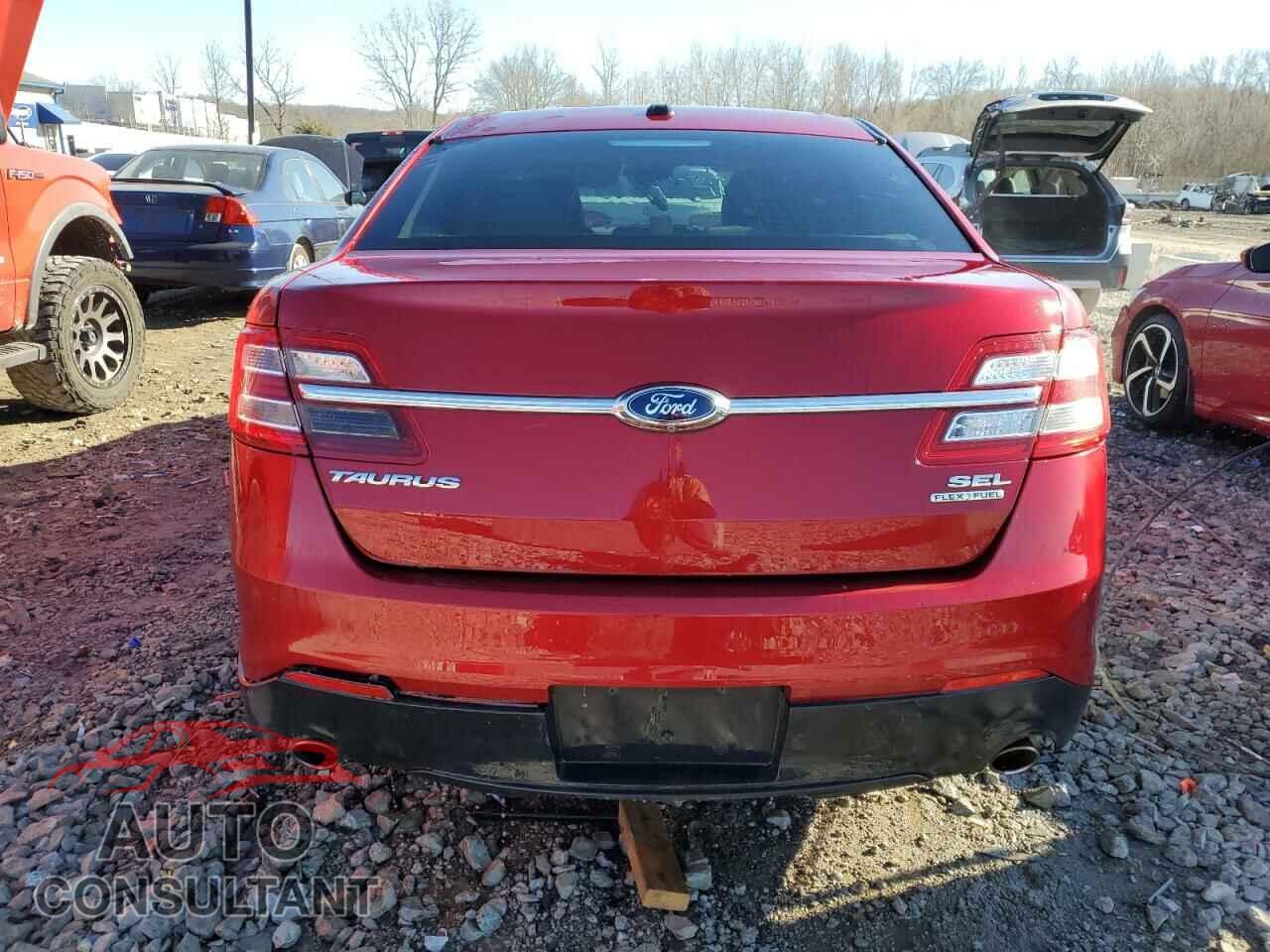 FORD TAURUS 2015 - 1FAHP2E81FG100171