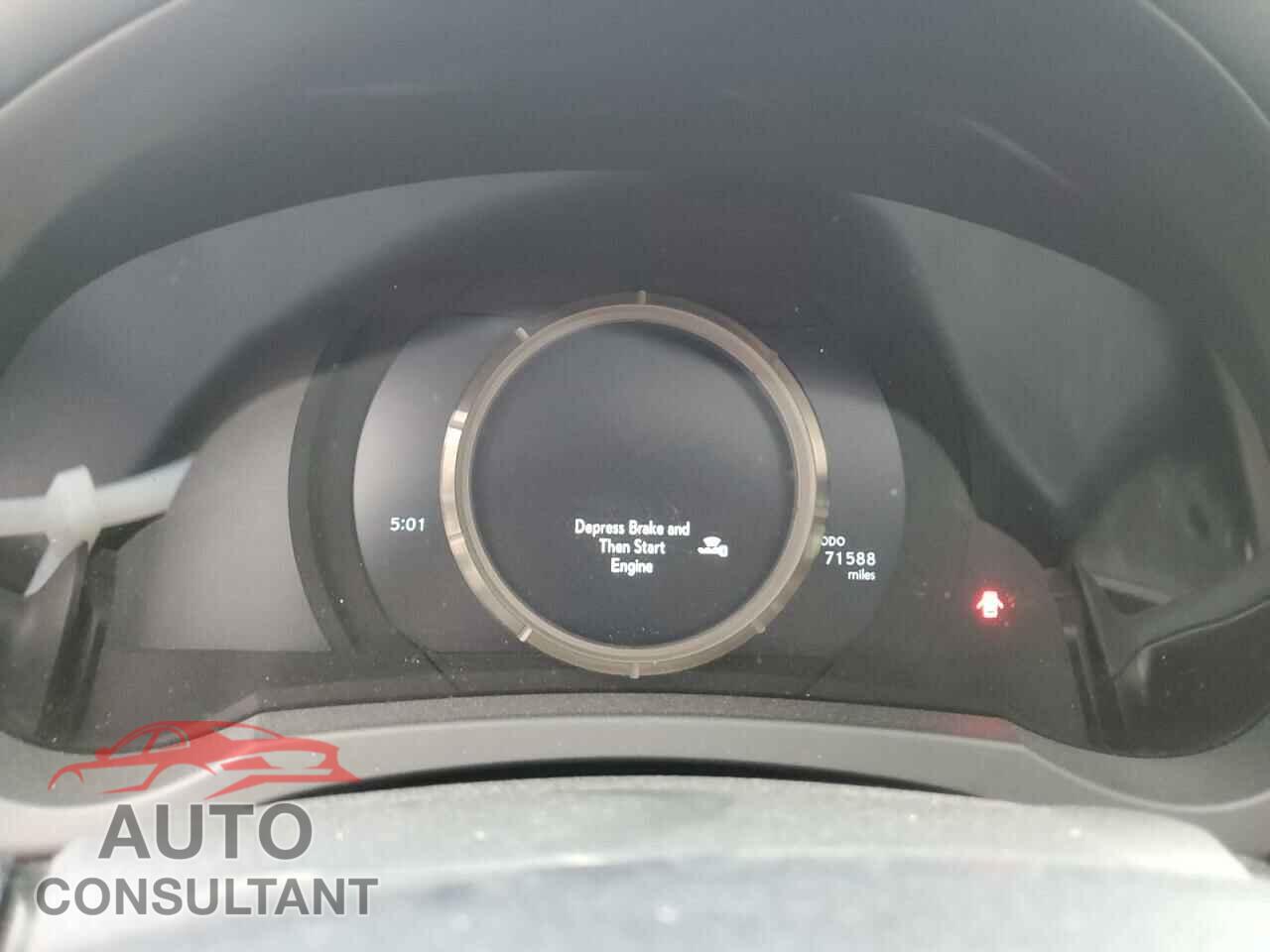 LEXUS IS 2019 - JTHBA1D29K5098005