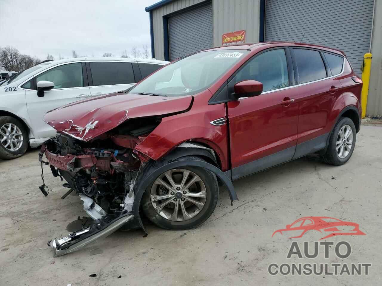FORD ESCAPE 2019 - 1FMCU9GD1KUA38049