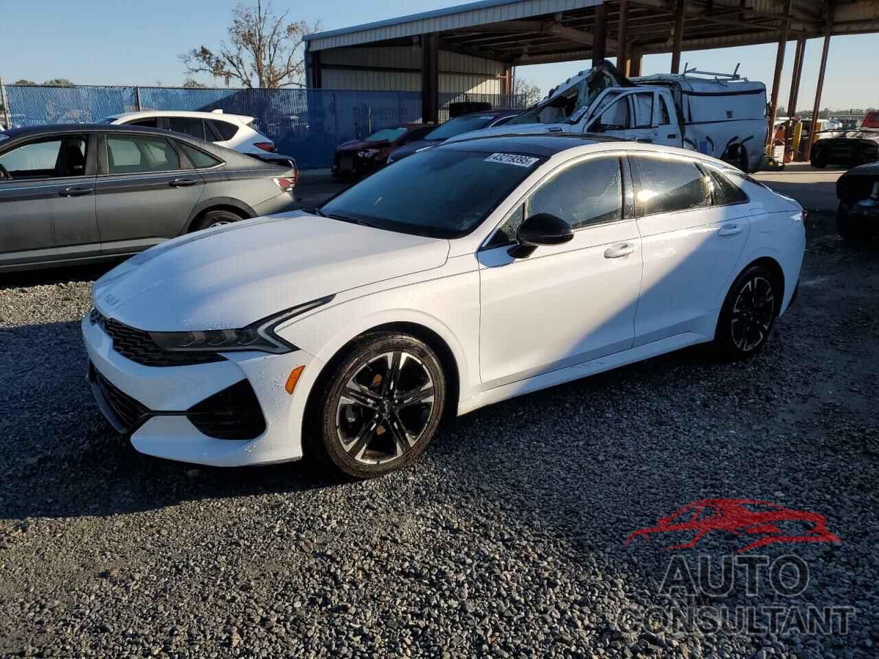 KIA K5 2023 - 5XXG64J28PG204476
