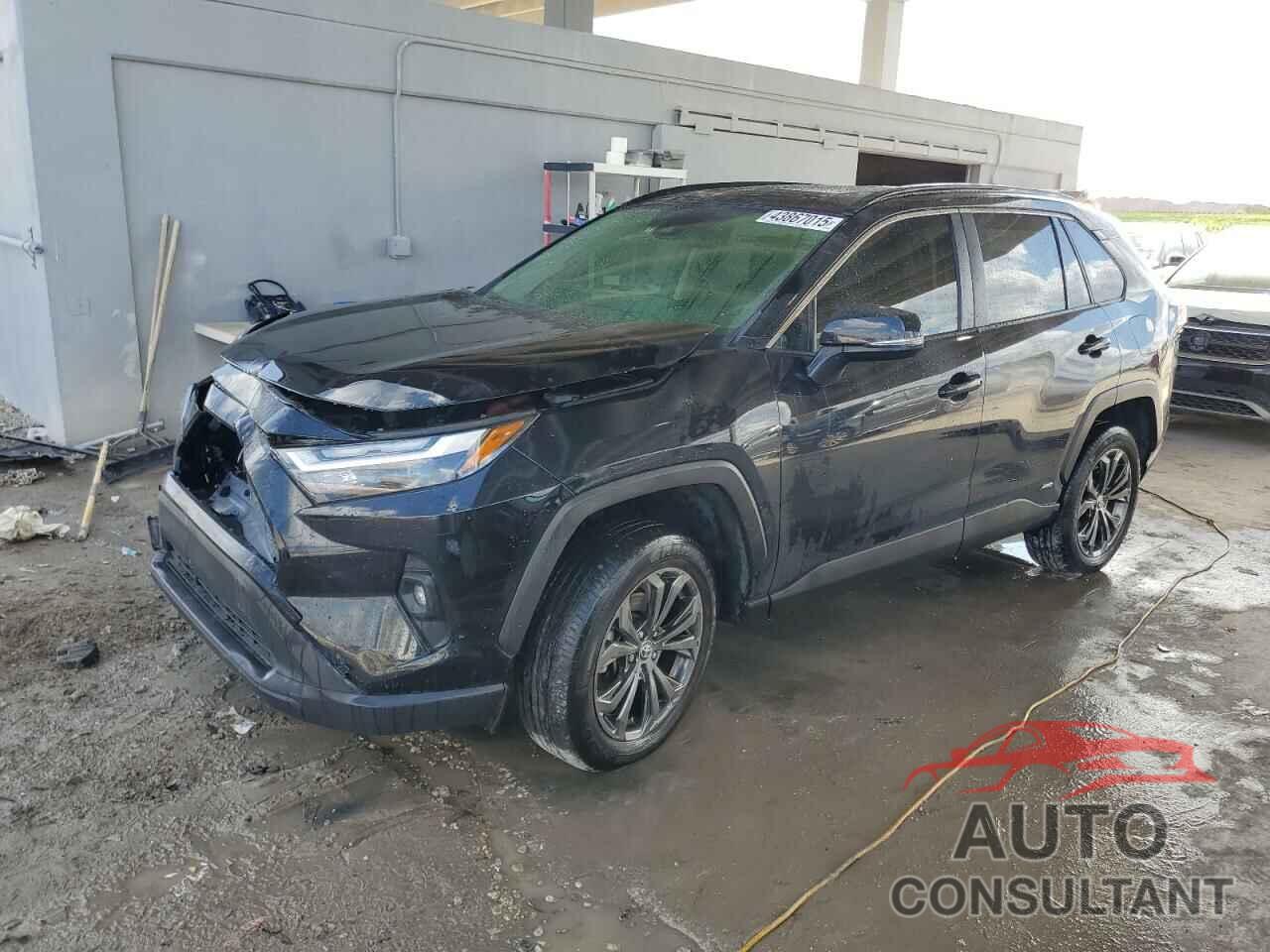TOYOTA RAV4 2022 - JTMB6RFV6ND065756