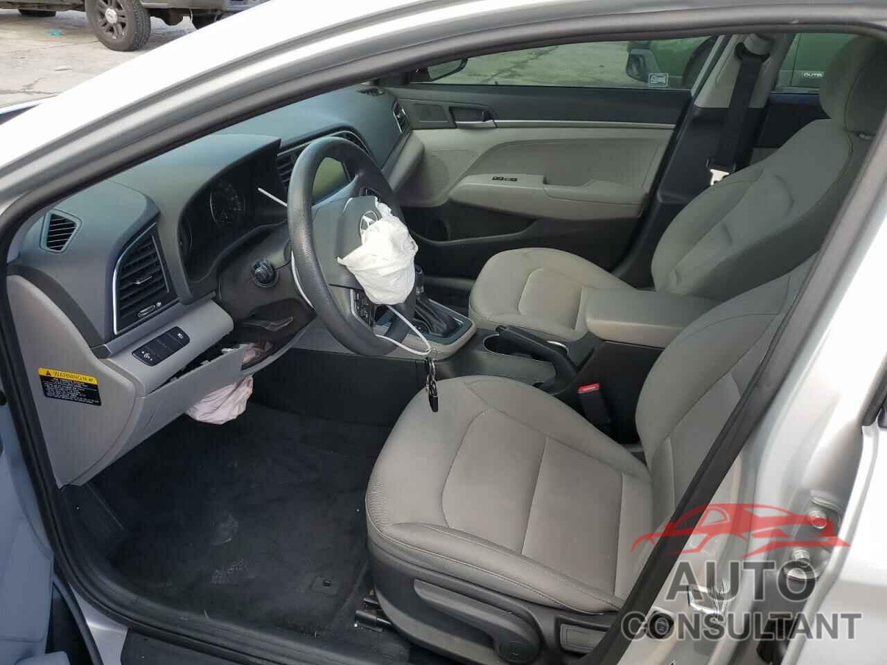 HYUNDAI ELANTRA 2018 - 5NPD74LF5JH379683