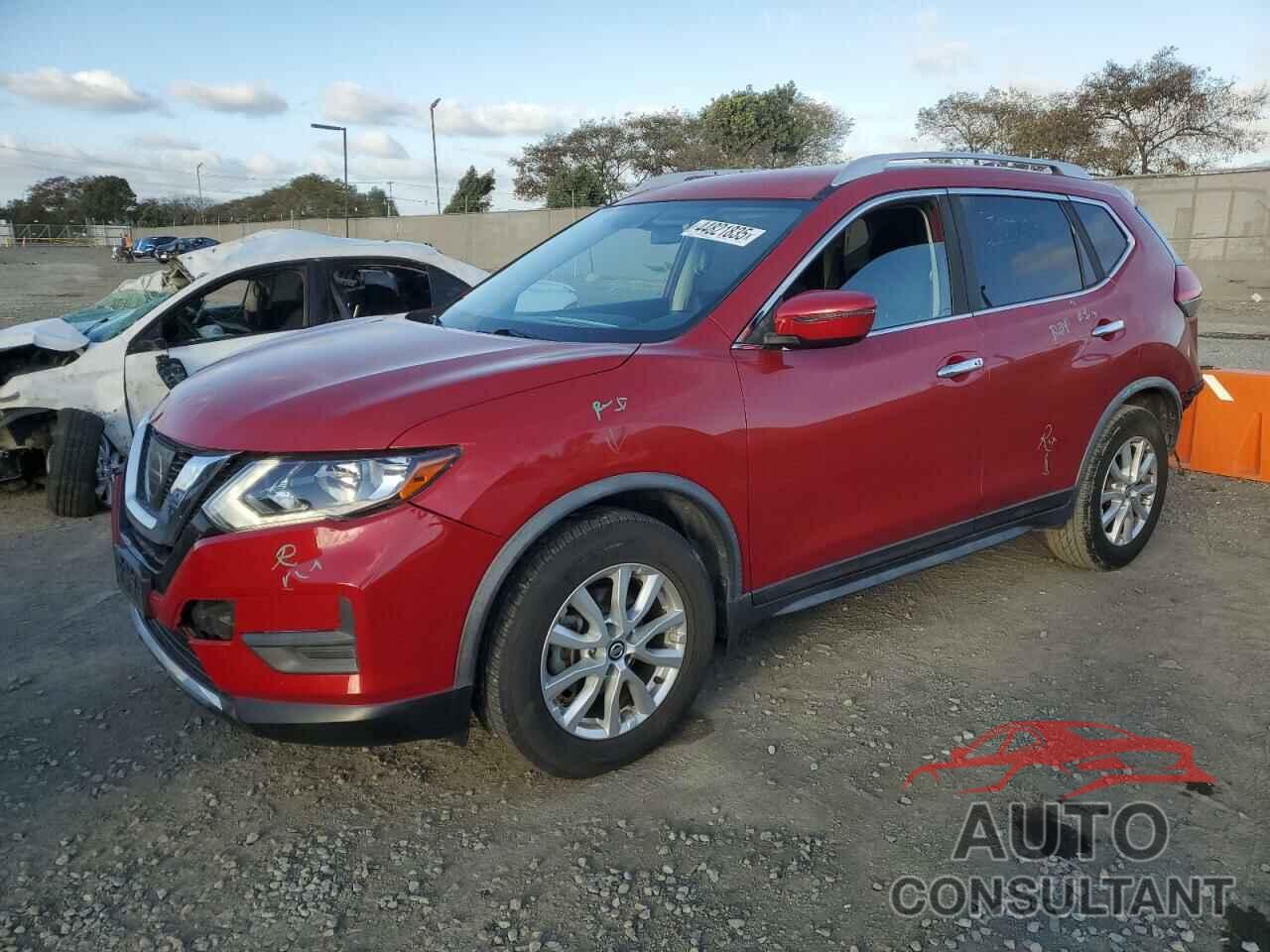 NISSAN ROGUE 2017 - JN8AT2MT4HW406534