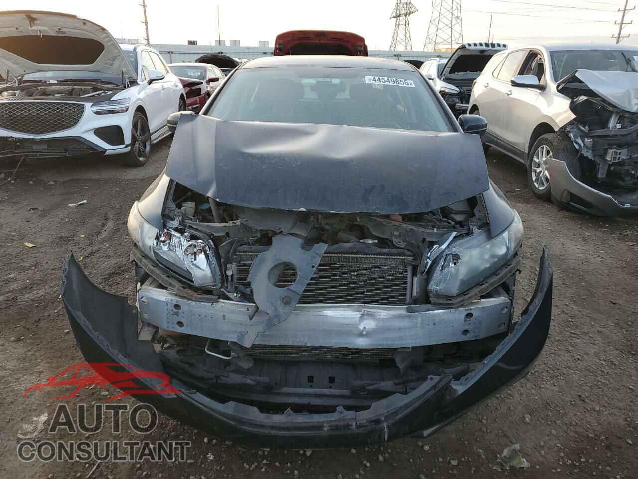 HONDA CIVIC 2015 - 2HGFB2E57FH513997