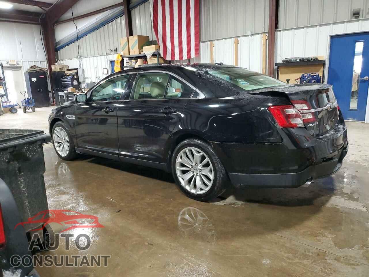FORD TAURUS 2017 - 1FAHP2F89HG123411