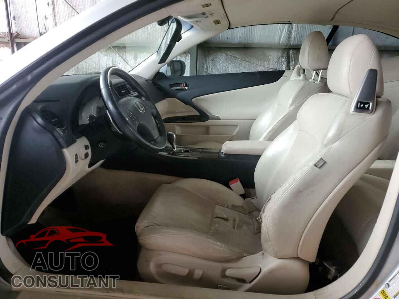 LEXUS IS 2010 - JTHFF2C28A2505273